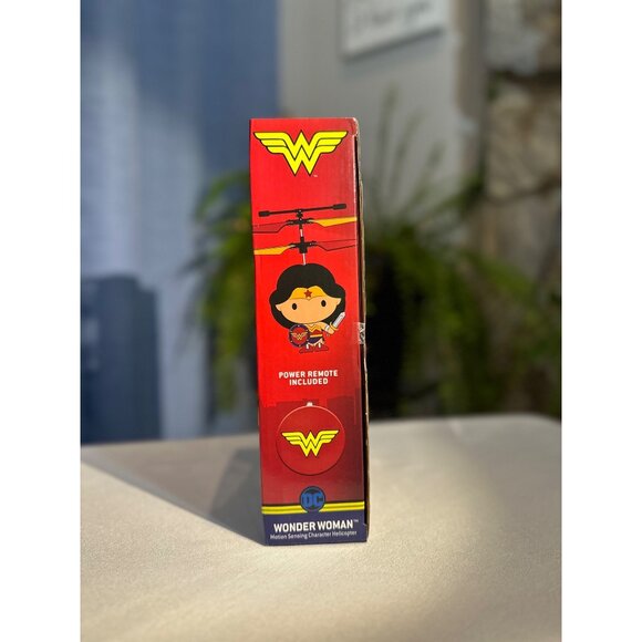 Wonder Woman Motion Sensing Character Helicopter Toy NEW - Picture 5 of 6